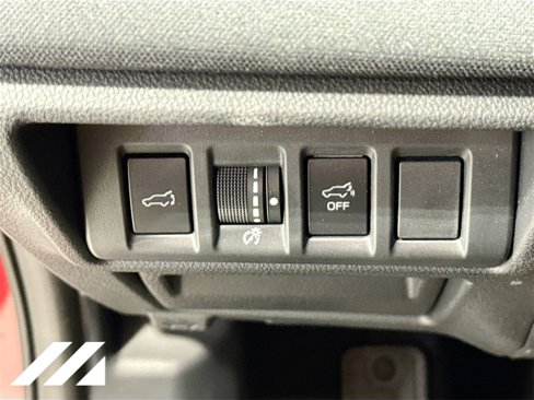Certified 2025 Subaru Outback Premium image 10