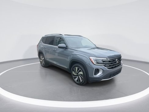 New 2025 Volkswagen Atlas SEL image 2