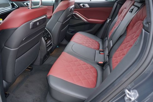 New 2026 BMW X6 M60i w/ Executive Package image 19