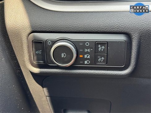 Used 2023 Ford Explorer XLT w/ Equipment Group 202A image 24
