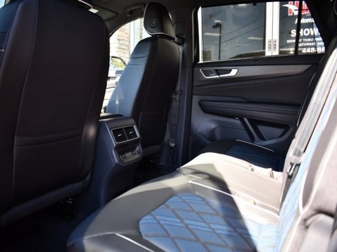 New 2025 Volkswagen Atlas Cross Sport SEL Premium R-Line image 15