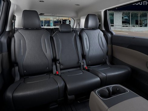 New 2026 Kia Carnival EX image 16
