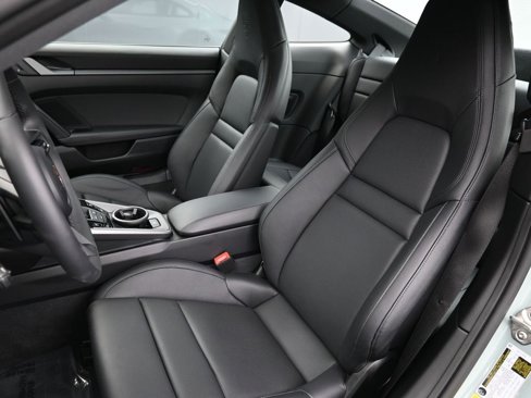 Certified 2025 Porsche 911 Carrera image 5