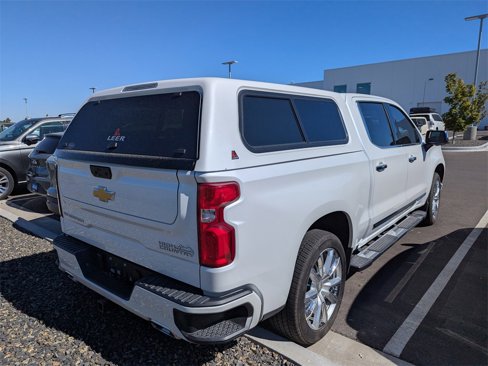Used 2024 Chevrolet Silverado 1500 High Country w/ High Country Premium Package image 3