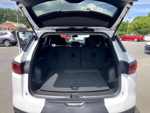 Used 2023 Chevrolet Blazer LT image 15