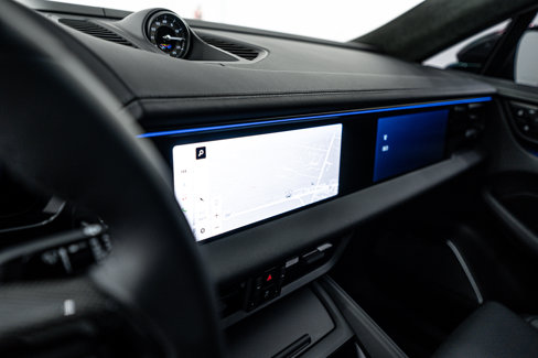 New 2025 Porsche Macan Turbo Electric image 19