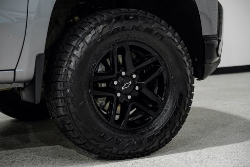 Used 2021 Chevrolet Silverado 1500 LT Trail Boss w/ Convenience Package II image 63