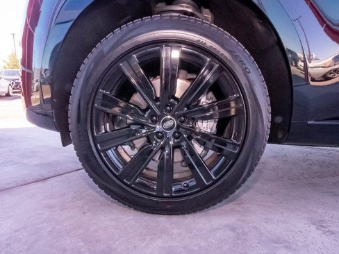 New 2025 Land Rover Range Rover SE image 54