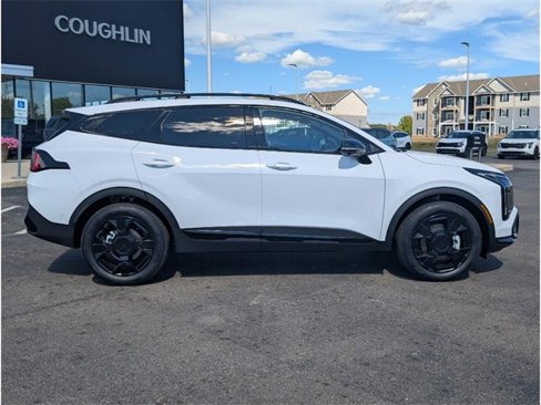 New 2026 Kia Sportage X-Line w/ X-Line Technology Package image 8