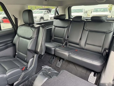 New 2025 Ford Expedition Max Platinum image 12