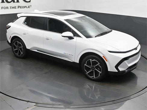 New 2025 Chevrolet Equinox EV LT image 26