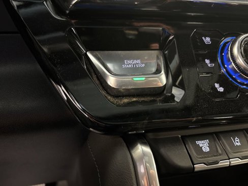 New 2025 GMC Sierra 2500 Denali w/ Denali Reserve Package image 19
