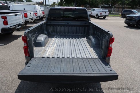 Used 2021 Chevrolet Silverado 1500 LT w/ Convenience Package II image 19