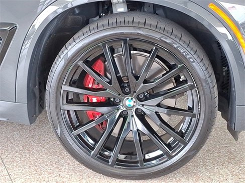 Used 2025 BMW X5 M60i image 29