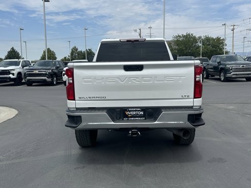 Used 2023 Chevrolet Silverado 3500 LTZ w/ Gooseneck/5TH Wheel Package image 9