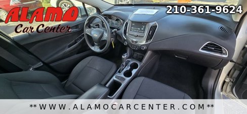 Used 2017 Chevrolet Cruze LT image 16