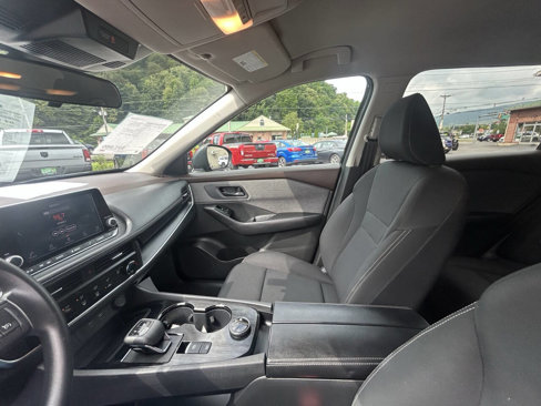 Used 2023 Nissan Rogue S image 27