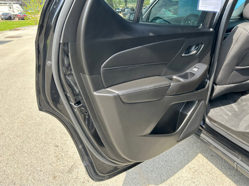Used 2022 Chevrolet Traverse LT image 29