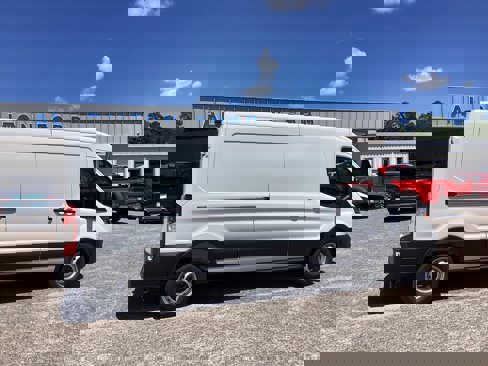 New 2025 Ford Transit 250 XL image 3
