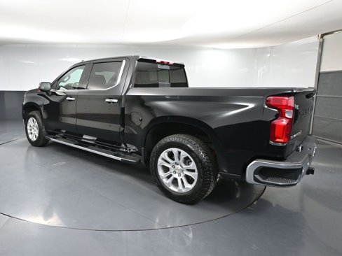 Used 2024 Chevrolet Silverado 1500 LTZ w/ LTZ Premium Package image 9