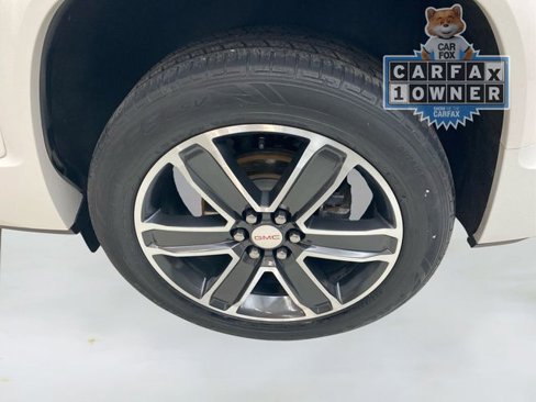 Used 2018 GMC Acadia Denali w/ Technology Package image 17