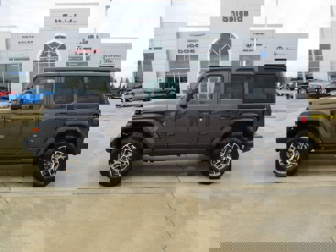 New 2024 Jeep Wrangler Unlimited Sport image 3