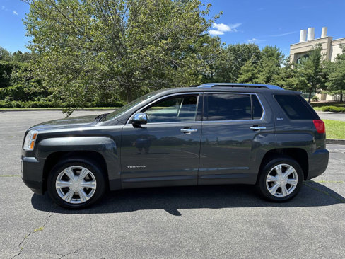 Used 2017 GMC Terrain SLT image 5