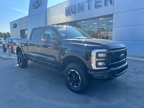 New 2025 Ford F350 XLT w/ Black Appearance Package image 52