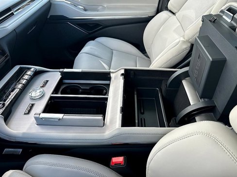 New 2025 Lincoln Navigator Reserve image 39