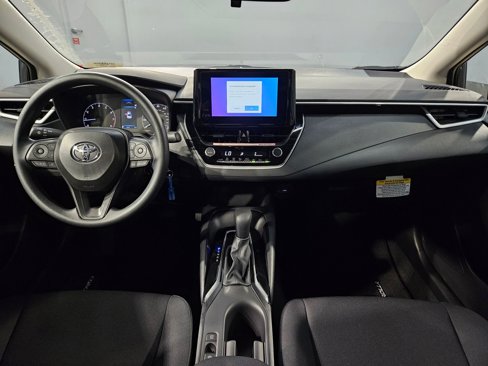 New 2025 Toyota Corolla LE image 9