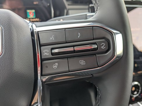 New 2025 GMC Terrain Elevation image 16