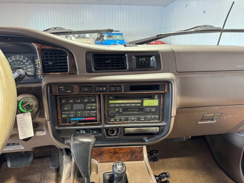 Used 1997 Toyota Land Cruiser image 30