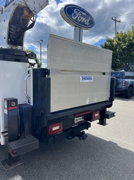 Used 2022 Ford F550 4x4 Regular Cab Super Duty image 9