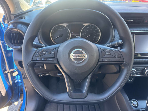 Used 2023 Nissan Kicks S image 10