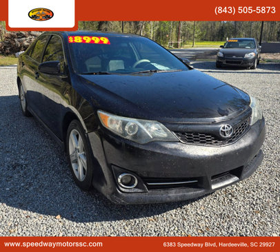 Used 2013 Toyota Camry SE image 1