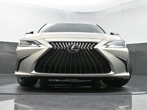 Used 2024 Lexus ES 350 w/ Premium Package image 28