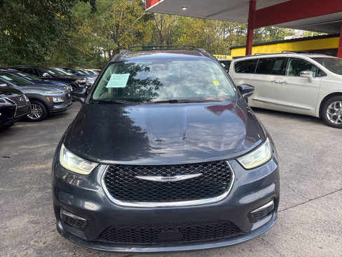 Used 2021 Chrysler Pacifica Touring-L image 3