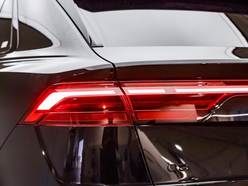 New 2025 Audi Q8 Prestige image 11