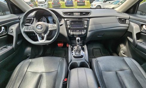 Used 2018 Nissan Rogue SL image 16