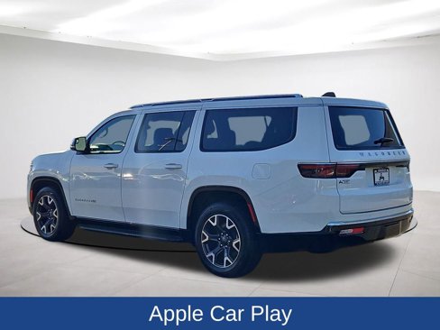 Used 2024 Jeep Wagoneer L Series III w/ Flexible Seating Group image 5
