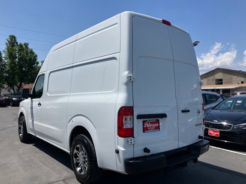 Used 2019 Nissan NV 2500 SV image 4