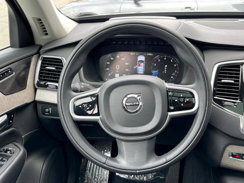 Used 2022 Volvo XC90 T6 Inscription w/ Advanced Package image 21