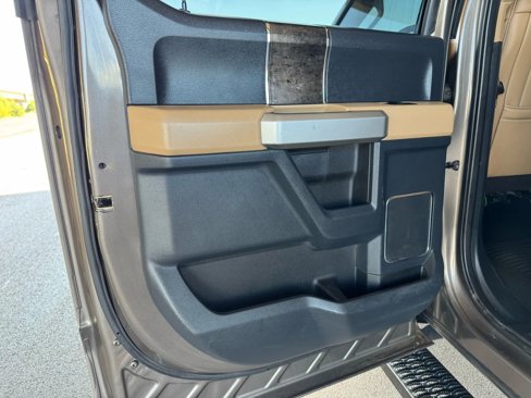 Used 2022 Ford F350 Lariat w/ Lariat Ultimate Package image 20