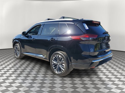 New 2026 Nissan Rogue Platinum image 2
