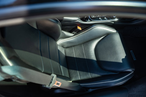 Used 2021 McLaren GT image 40