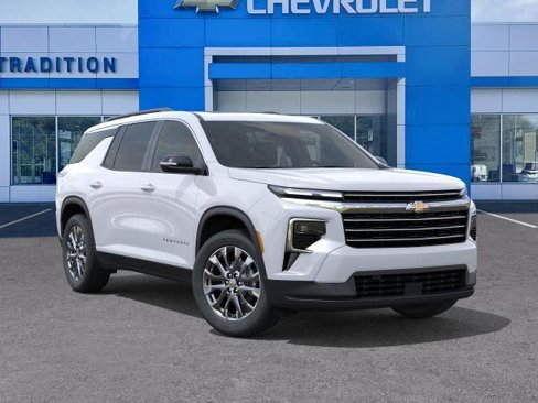 New 2026 Chevrolet Traverse LT w/ Sun and Wheel Package image 7