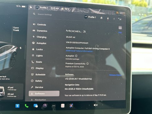 Used 2023 Tesla Model 3 Standard Range image 10