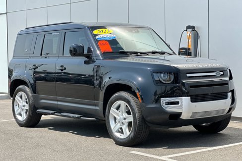 Used 2023 Land Rover Defender 110 SE image 7