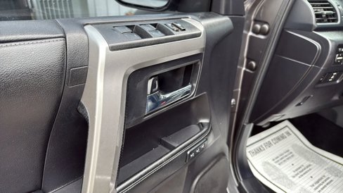 Used 2014 Toyota 4Runner Limited image 14