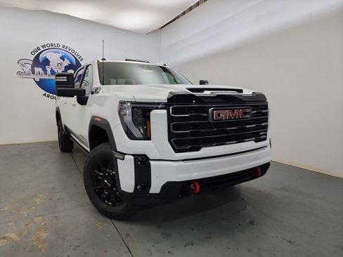 New 2026 GMC Sierra 2500 AT4 w/ AT4 Premium Plus Package image 3